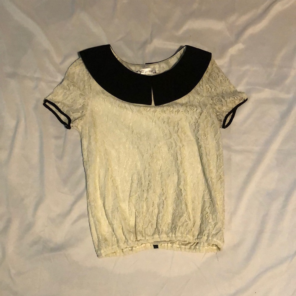 Black/white collared lace shirt with bows on back